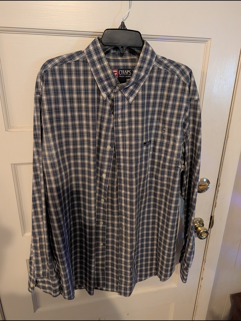 Chaps Men’s Navy & White Plaid Button-Down Shirt